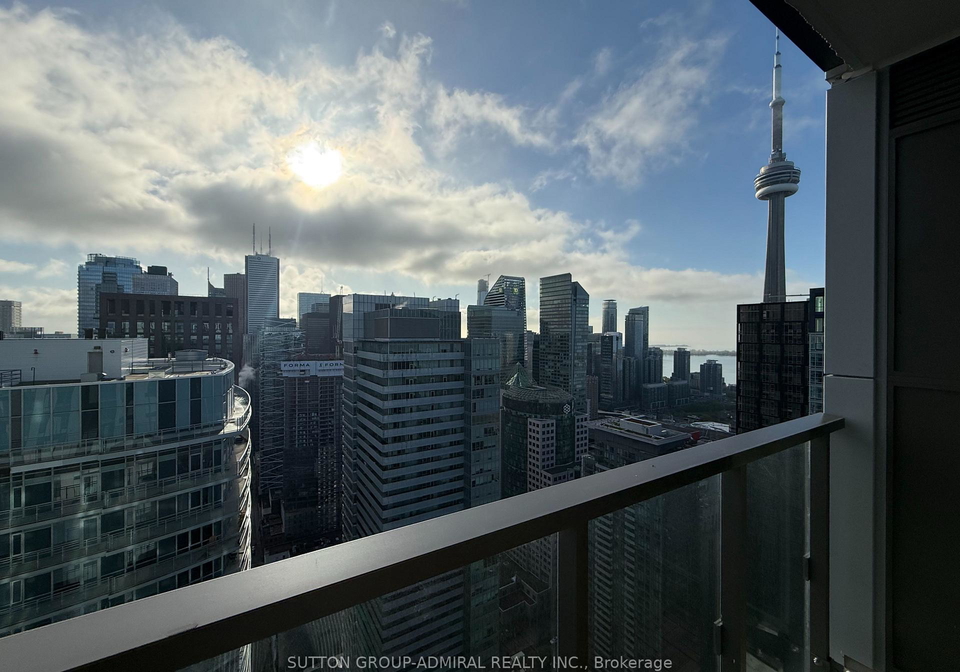 8-widmer-street-toronto-ontario-c13415464