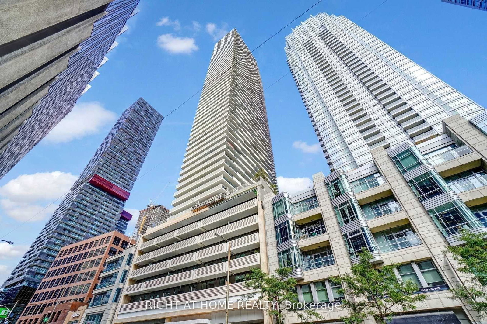 2221-yonge-street-toronto-ontario-c13415518