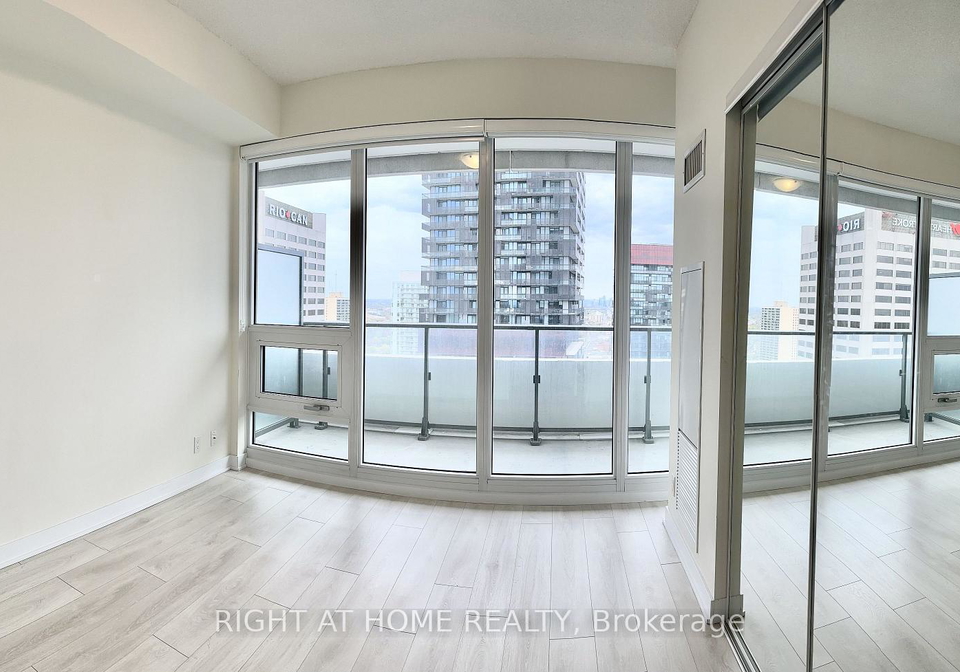 2221-yonge-street-toronto-ontario-c13415518