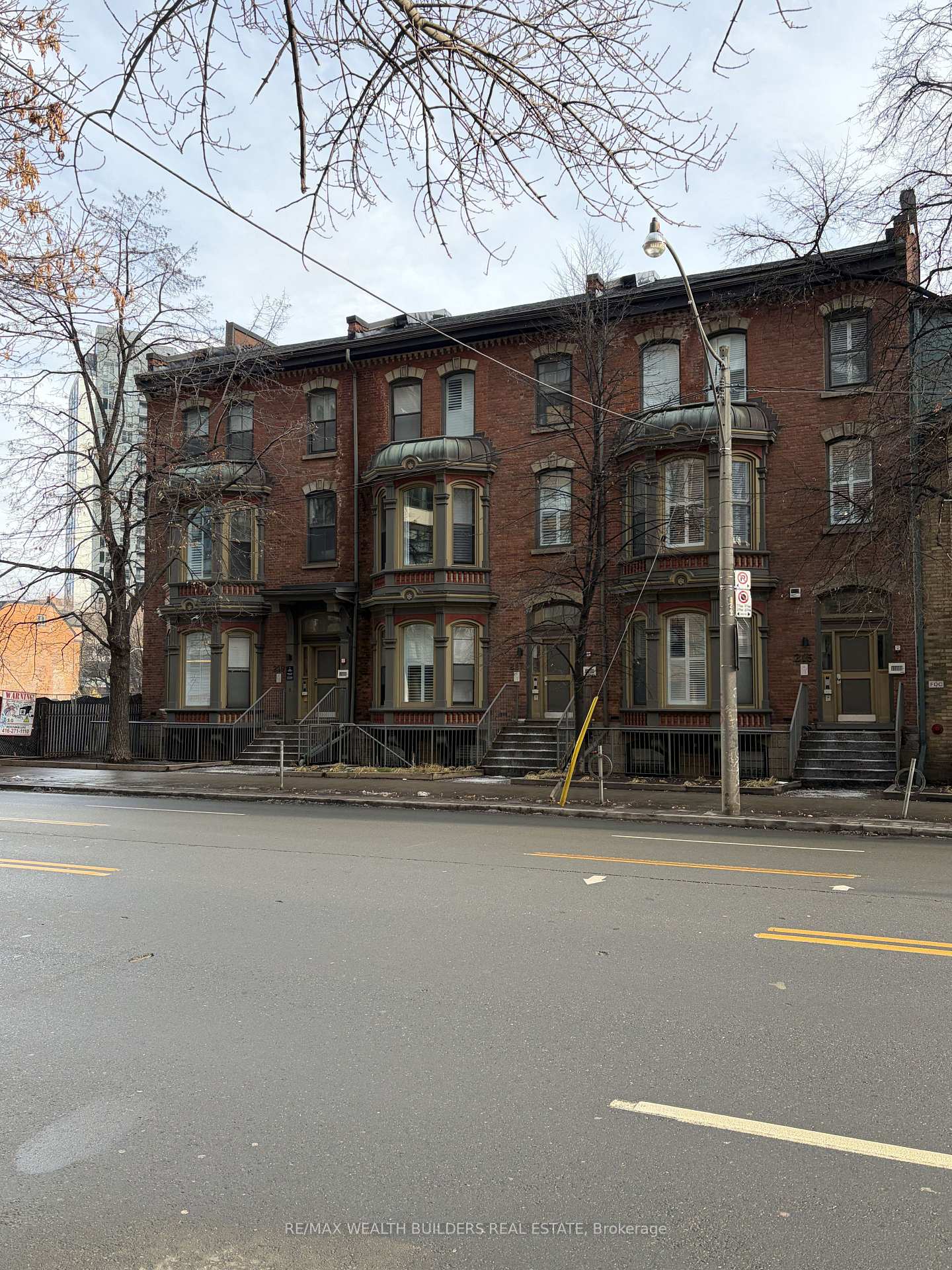 211-jarvis-street-toronto-ontario-c13415606