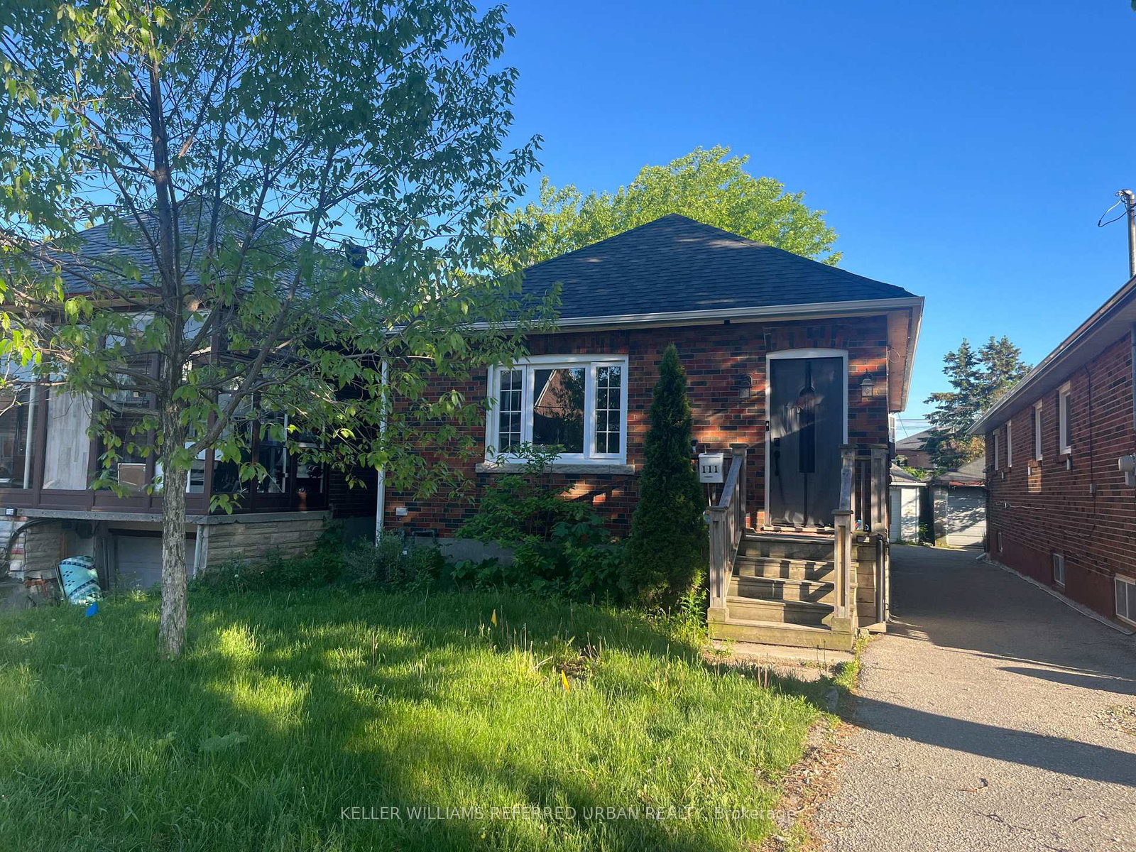 111-clovelly-avenue-toronto-ontario-c13415674