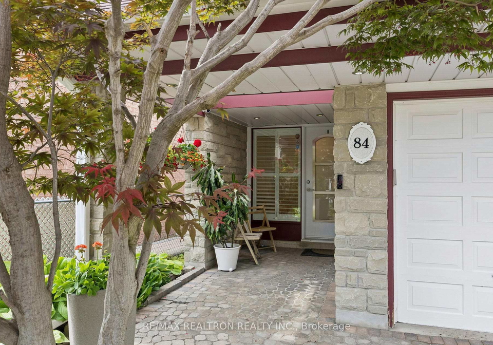 84-connaught-avenue-toronto-ontario-c13415744