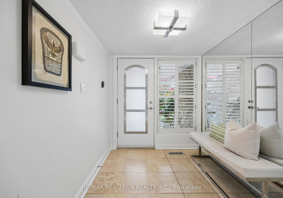 84-connaught-avenue-toronto-ontario-c13415744