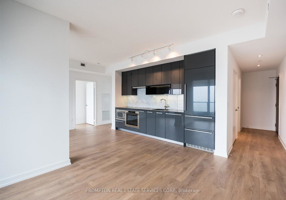 117-mcmahon-drive-north-york-ontario-c13415786
