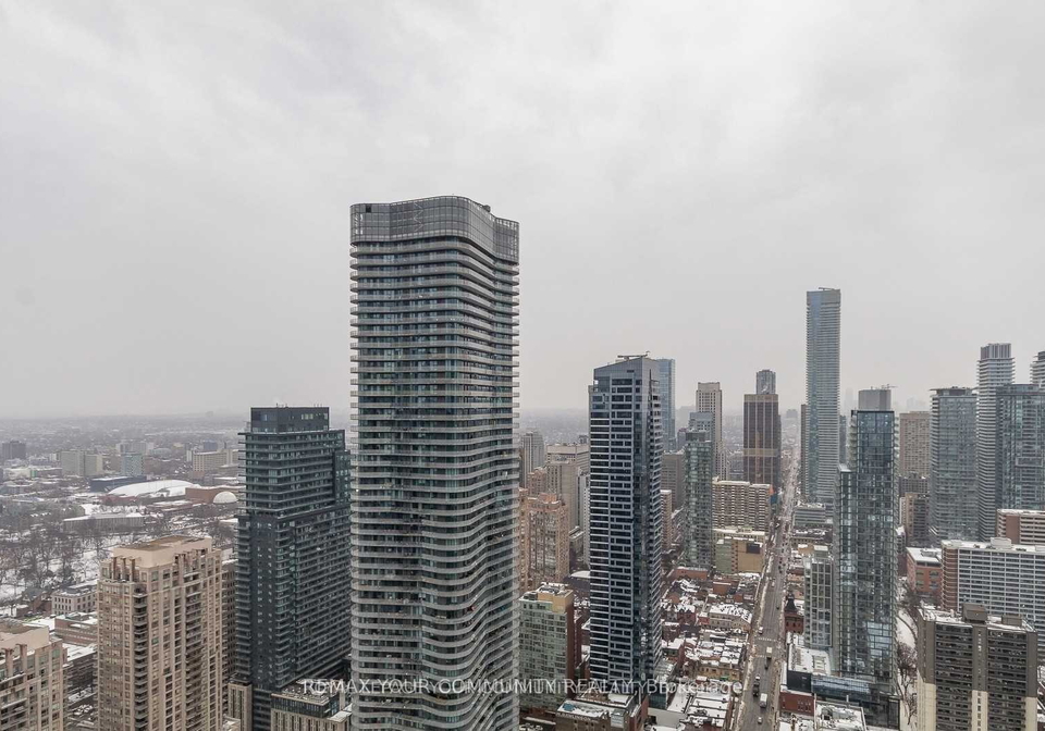 501-yonge-street-toronto-ontario-c13415824