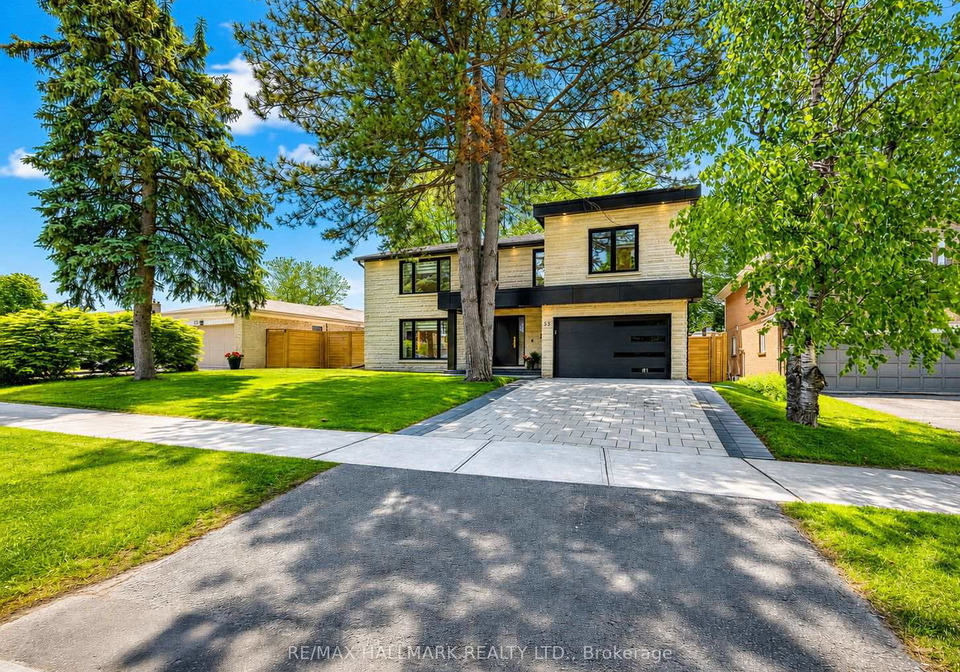 30-kellythorne-drive-north-york-ontario-c13415972