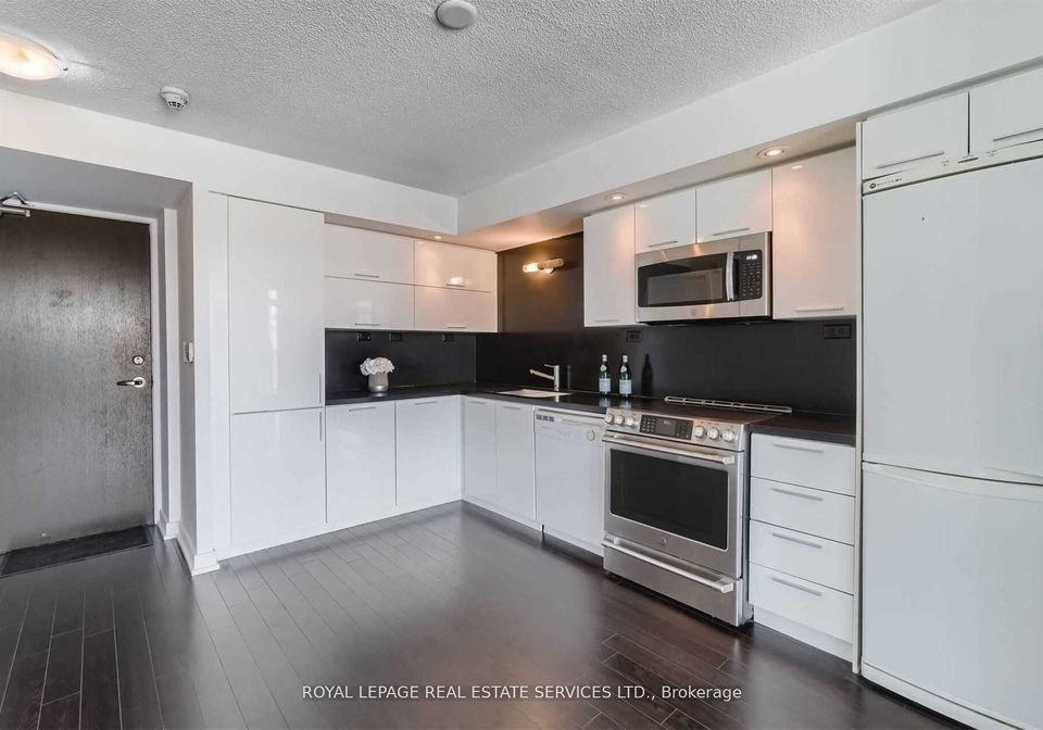 25-capreol-court-toronto-ontario-c13416060