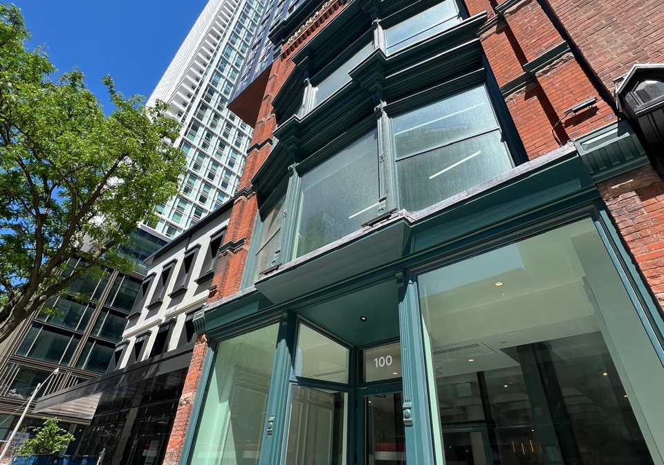 100-queen-street-e-toronto-ontario-c13416182