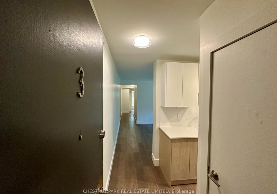 8-wingreen-court-north-york-ontario-c13416354