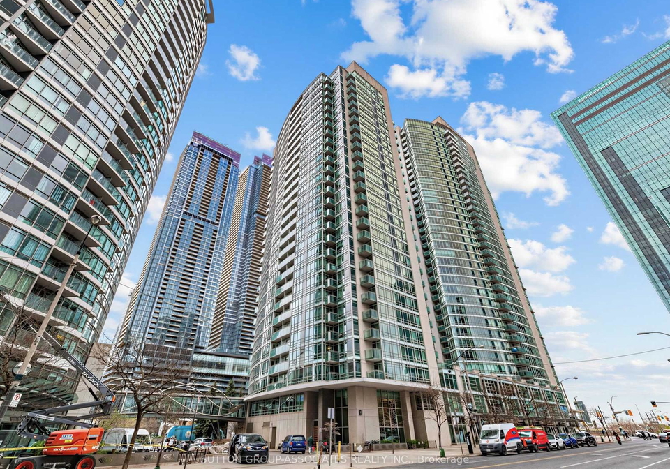 381-front-street-w-toronto-ontario-c13416620