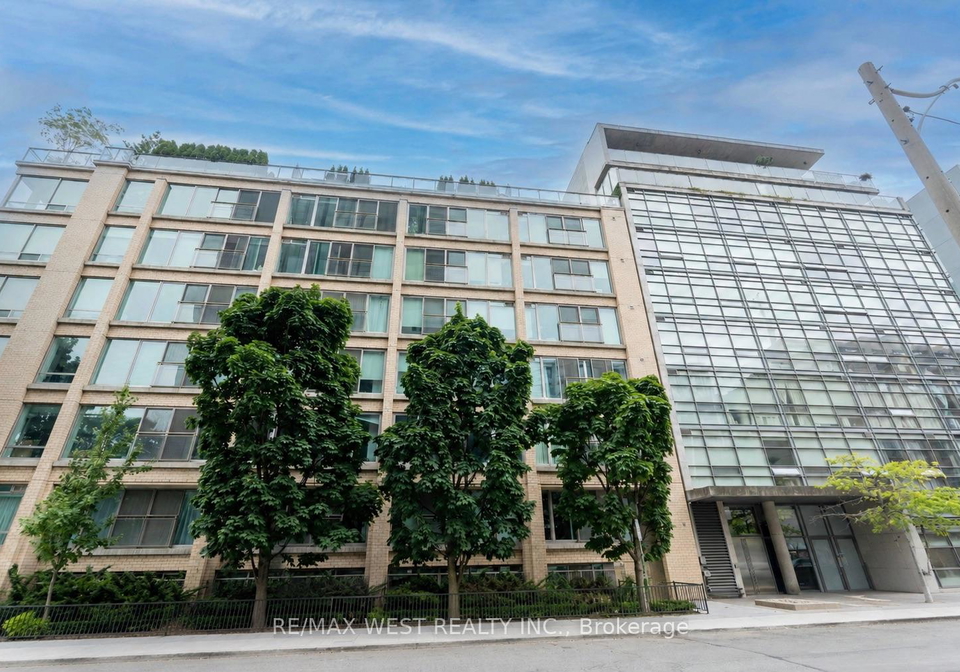 42-camden-street-toronto-ontario-c13416700