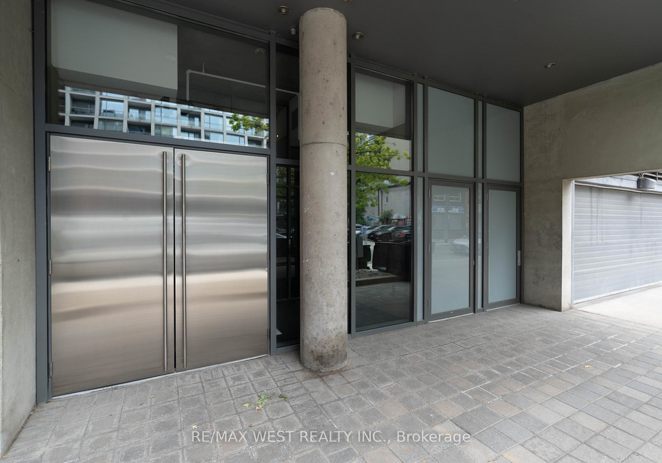 42-camden-street-toronto-ontario-c13416700
