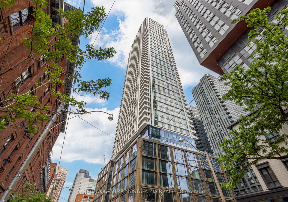 88-queen-street-e-toronto-ontario-c13416832