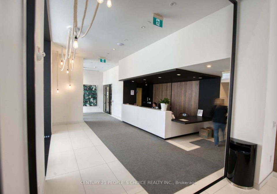 20-richardson-street-s-toronto-ontario-c13416856