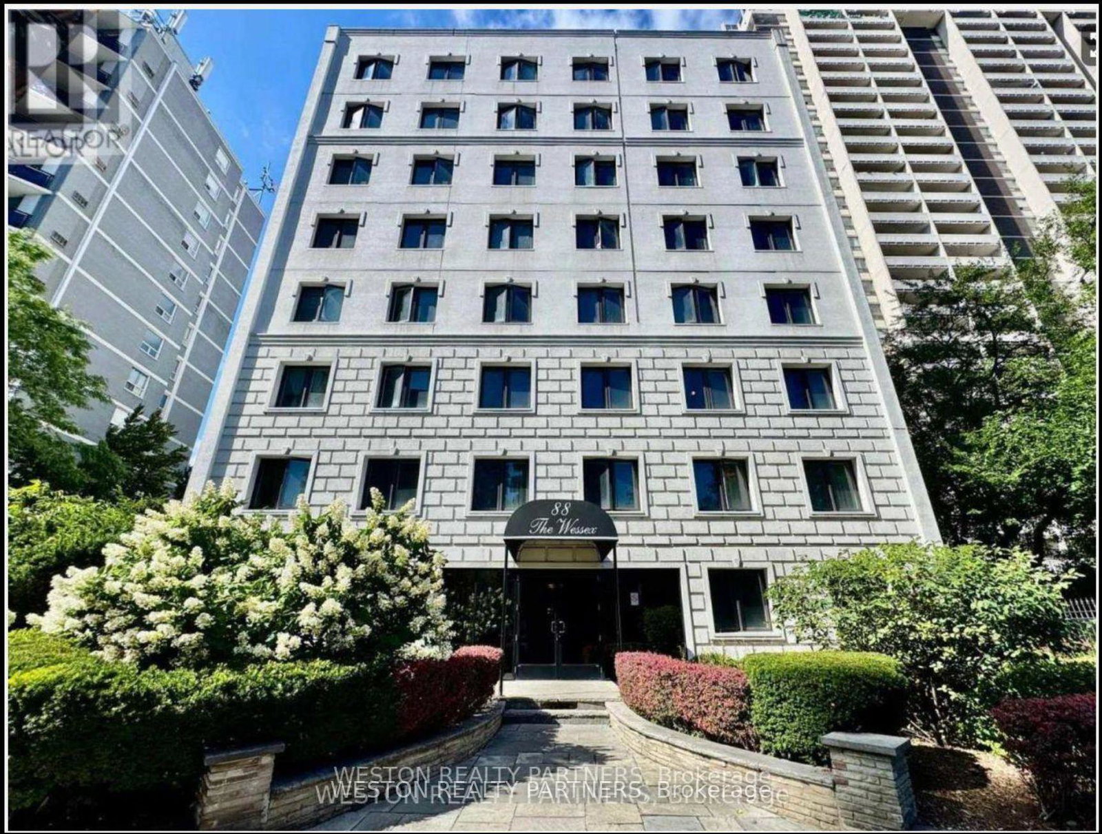 88-wellesley-street-e-toronto-ontario-c13417420
