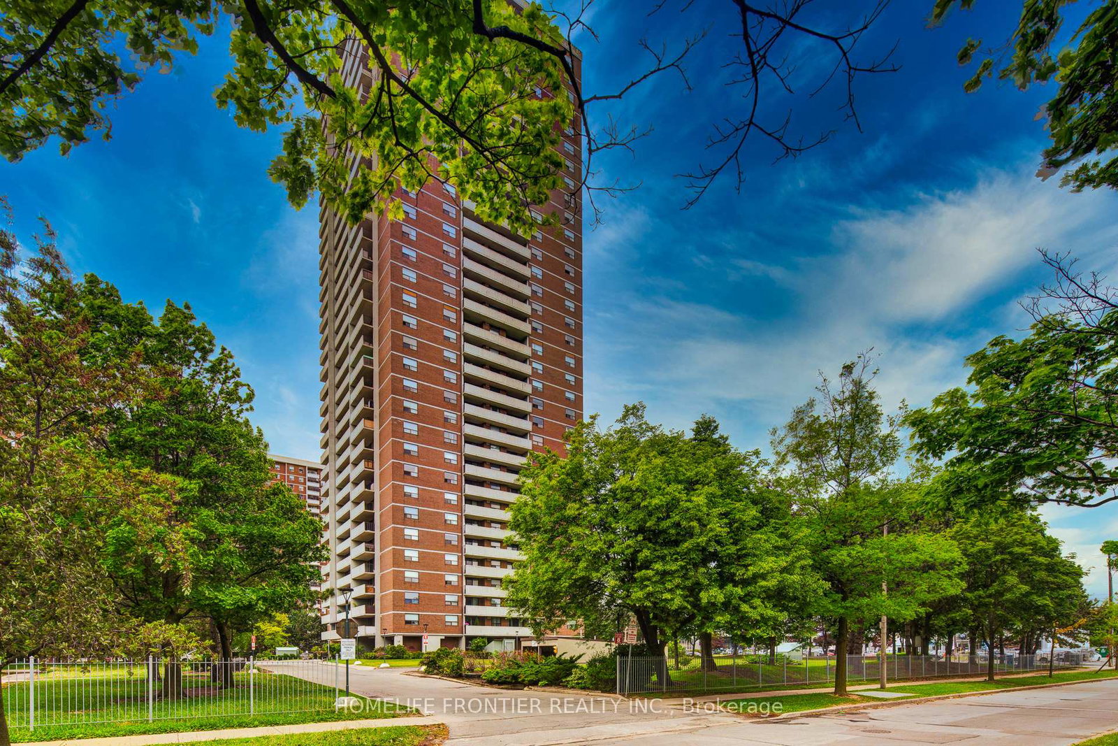 10-tangreen-court-toronto-ontario-c13417560