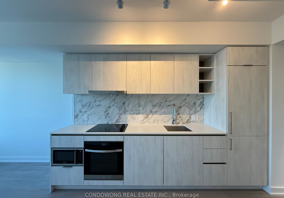 8-wellesley-street-w-toronto-ontario-c13417590