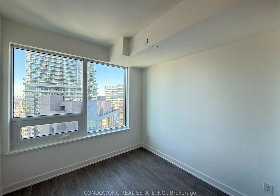8-wellesley-street-w-toronto-ontario-c13417590
