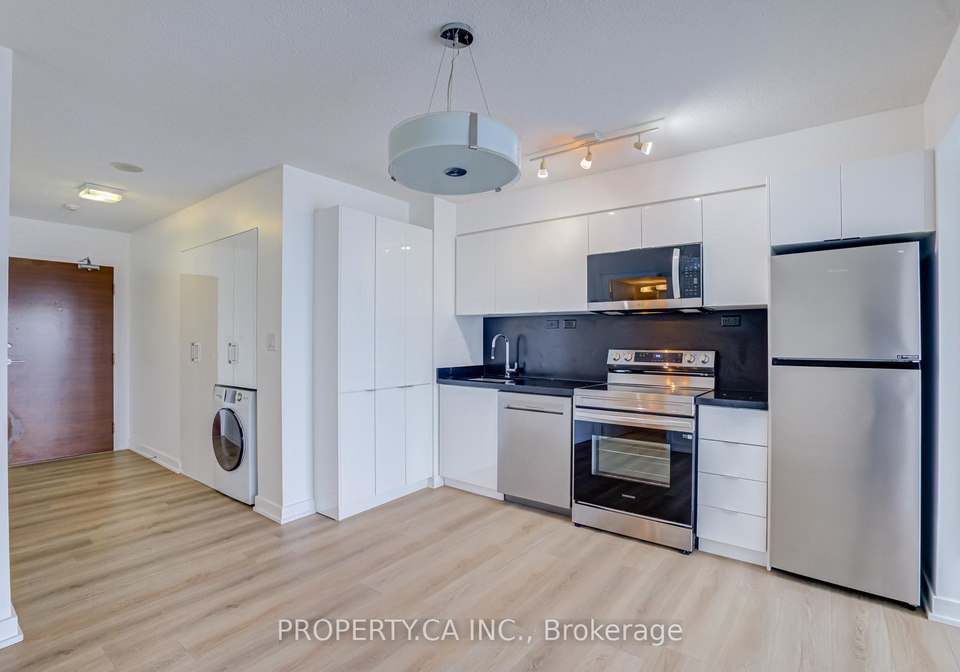 10-capreol-court-toronto-ontario-c13417596