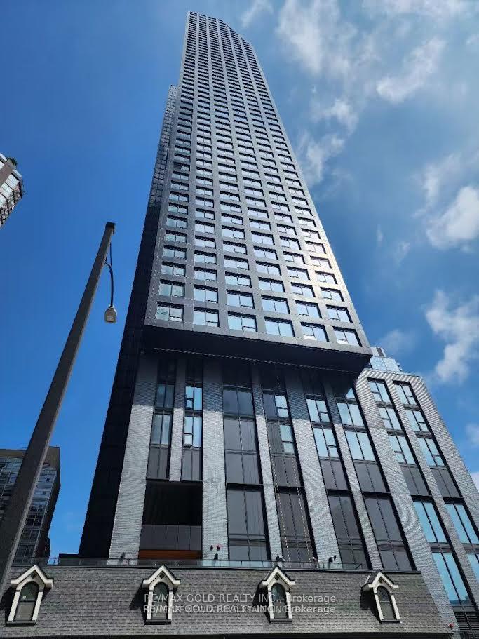 8-wellesley-street-toronto-ontario-c13417608