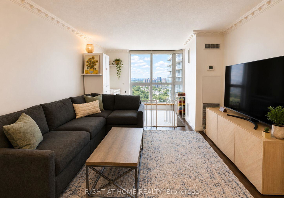 1055-bay-street-toronto-ontario-c13417766