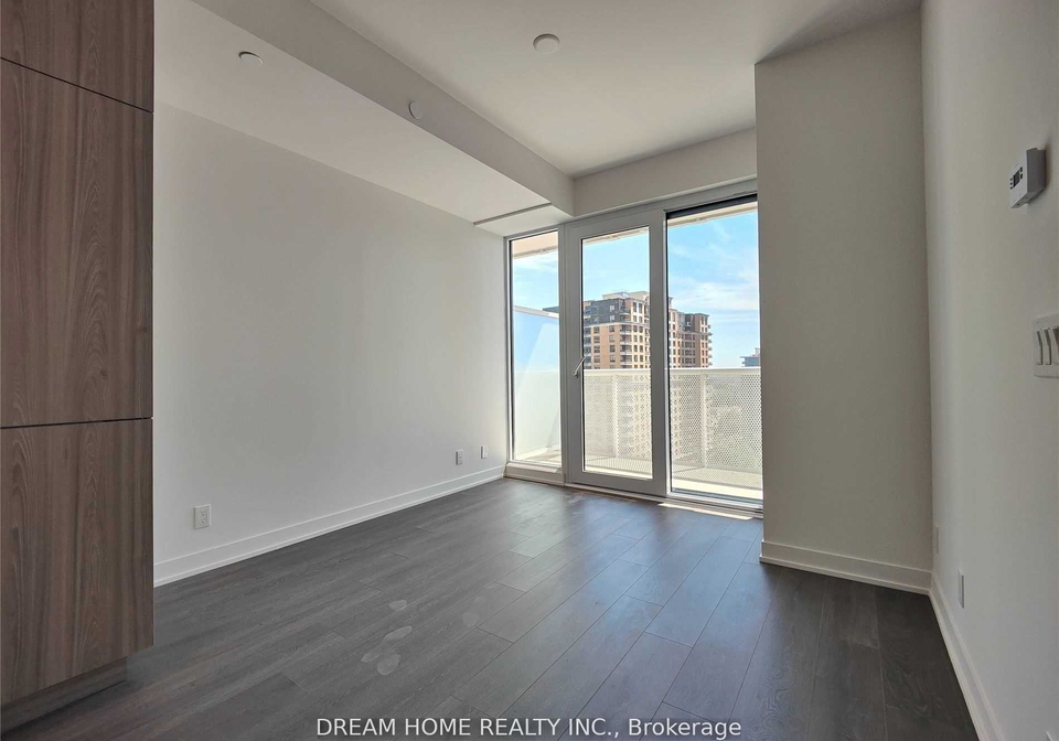 15-holmes-avenue-north-york-ontario-c13417794