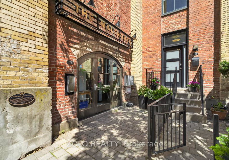 39-old-brewery-lane-toronto-ontario-c13418108