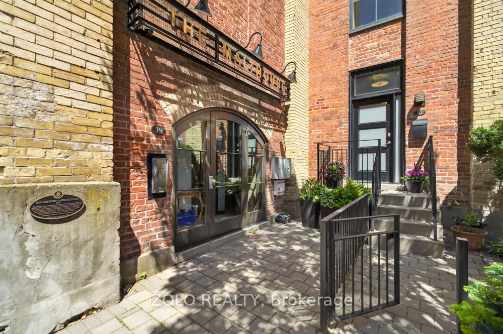 39-old-brewery-lane-toronto-ontario-c13418124