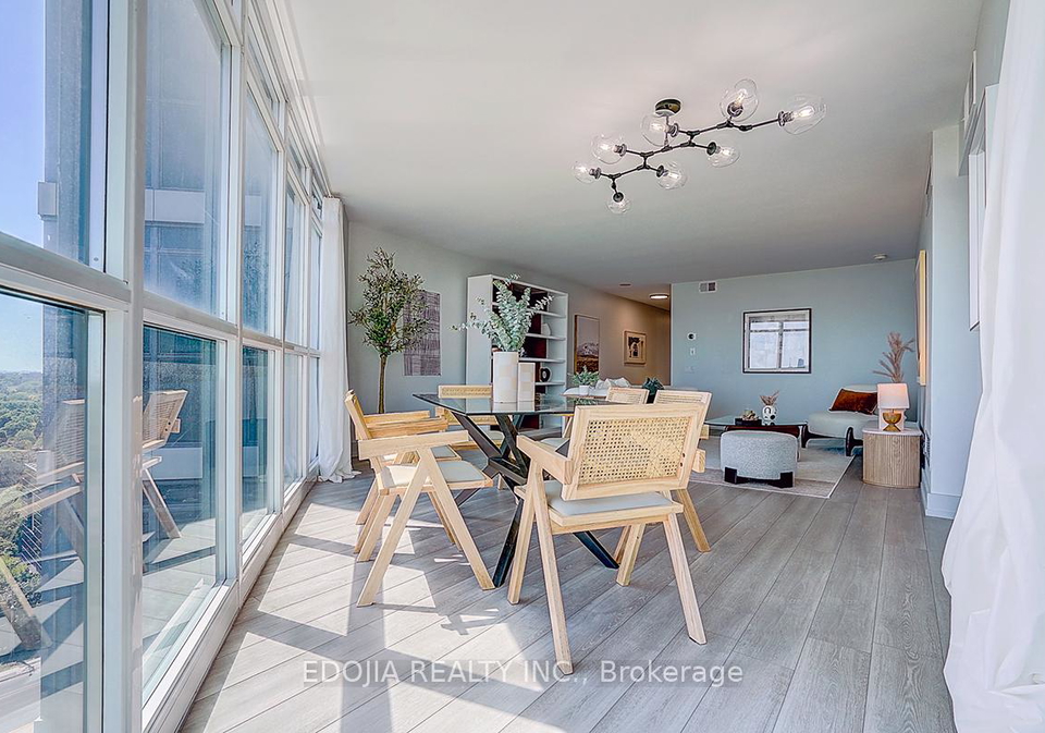 30-harrison-garden-boulevard-north-york-ontario-c13418206