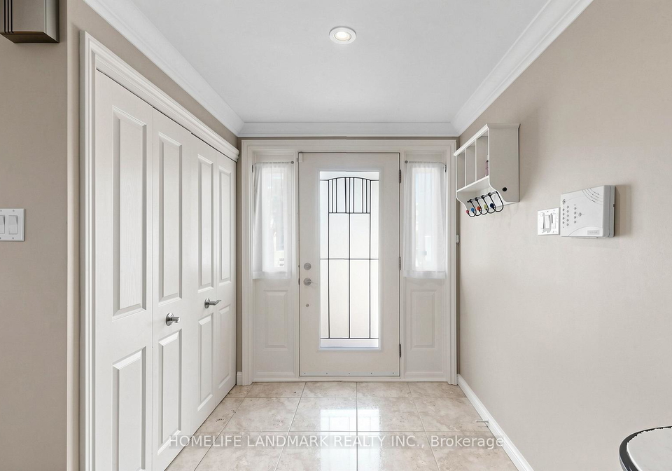 27-quincy-crescent-north-york-ontario-c13418208