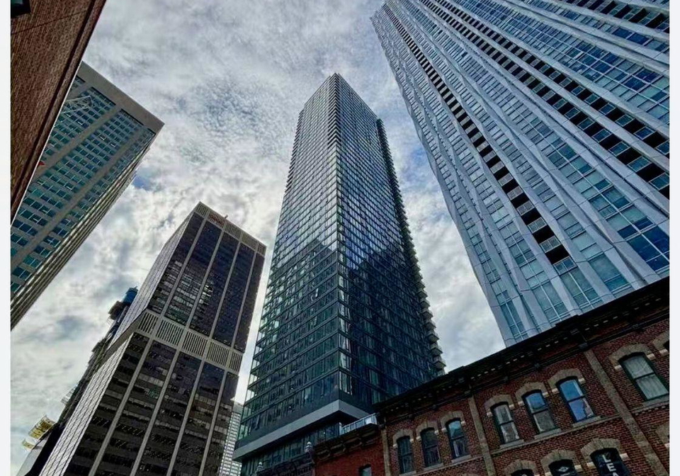 8-cumberland-street-toronto-ontario-c13418260