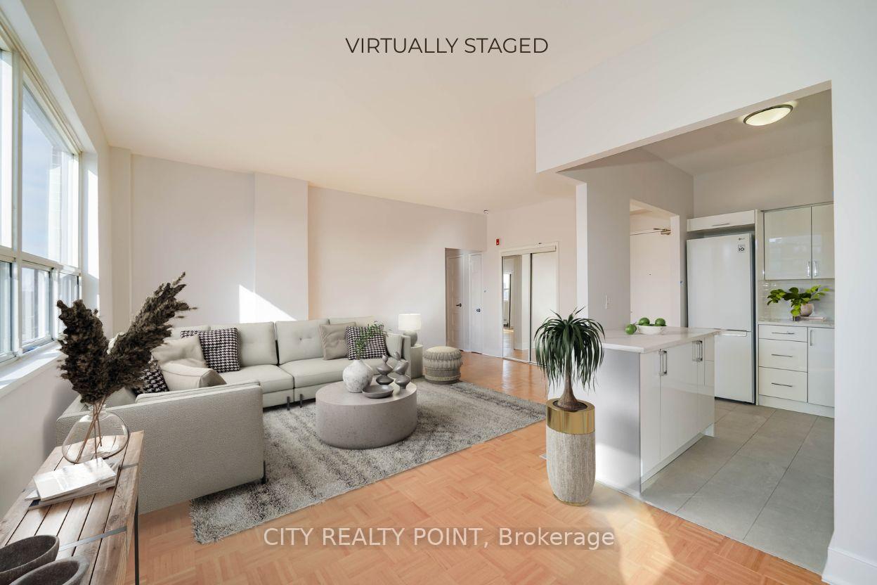 490-eglinton-avenue-e-toronto-ontario-c13418324