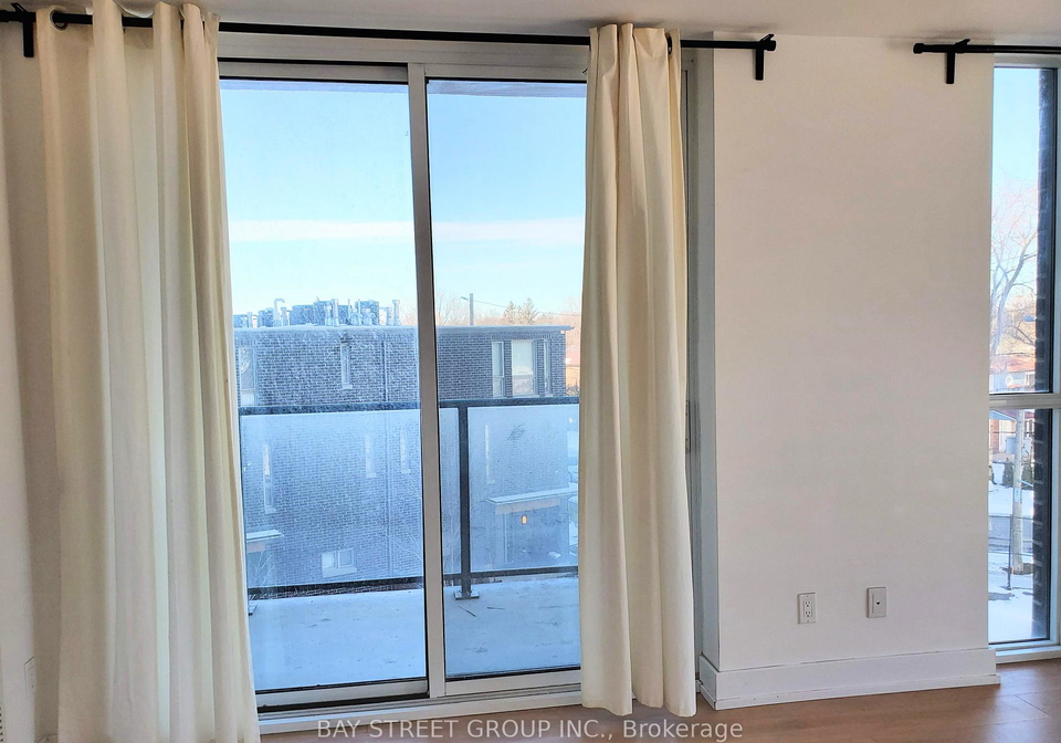 150-fairview-mall-drive-north-york-ontario-c13418636