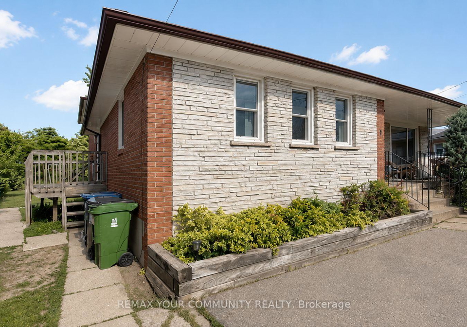 7-digby-court-toronto-ontario-c13418678