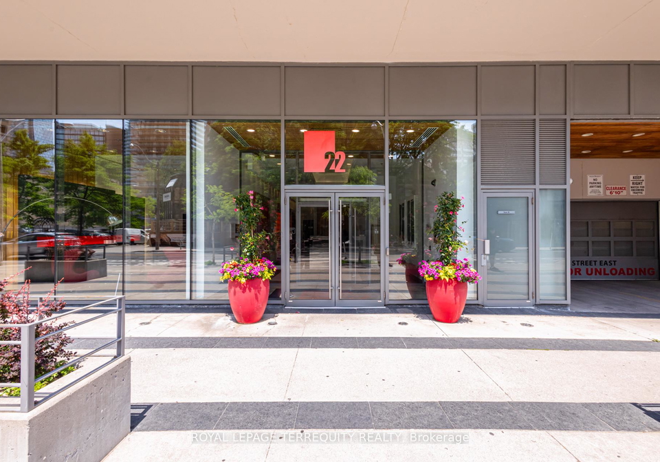 22-wellesley-street-e-toronto-ontario-c13420156