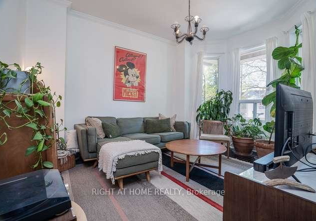 41-lakeview-avenue-toronto-ontario-c13420376