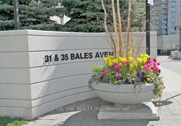 31-bales-avenue-north-york-ontario-c13420406
