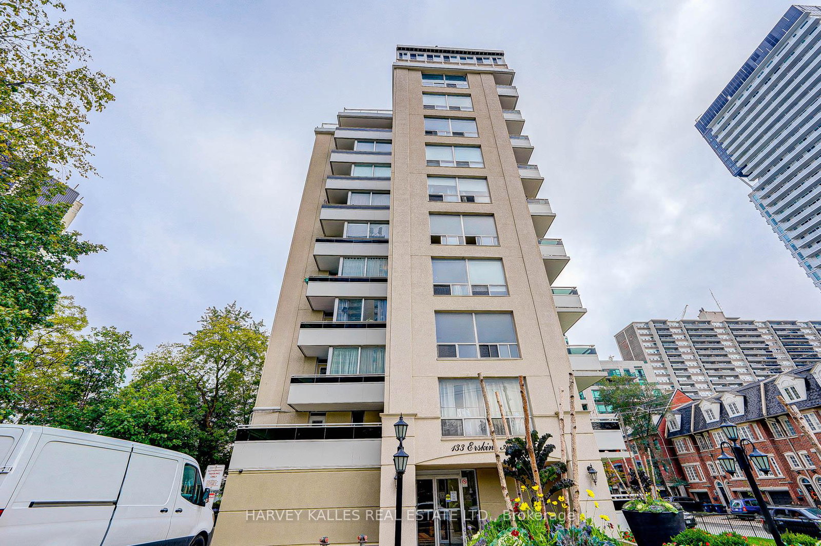 133-erskine-avenue-toronto-ontario-c13420426