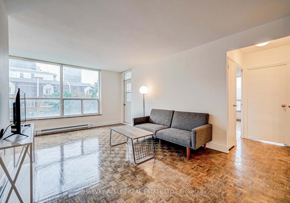 133-erskine-avenue-toronto-ontario-c13420426