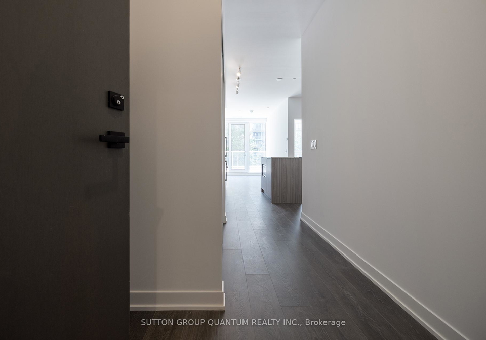 15-holmes-avenue-north-york-ontario-c13420446