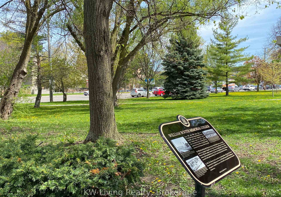 17-hargrave-lane-north-york-ontario-c13420546