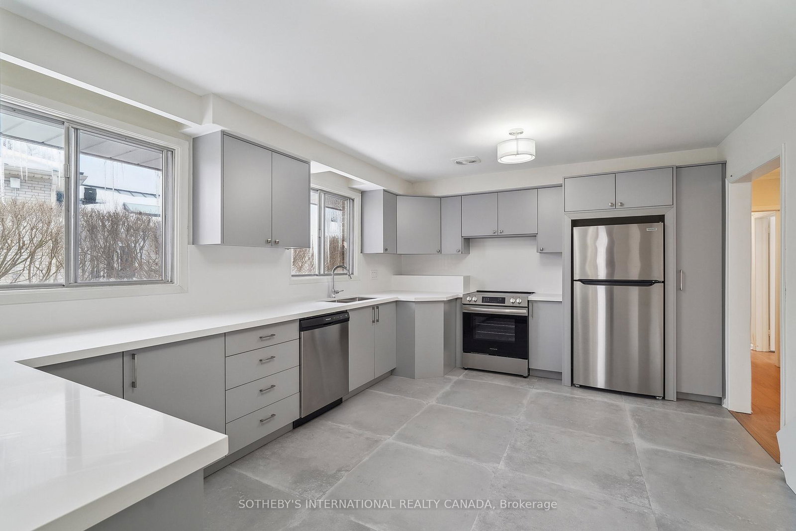 201-fenn-avenue-north-york-ontario-c13420552