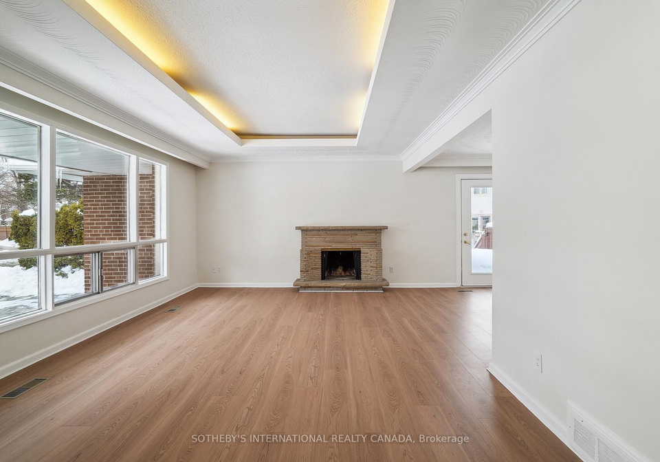 201-fenn-avenue-north-york-ontario-c13420552