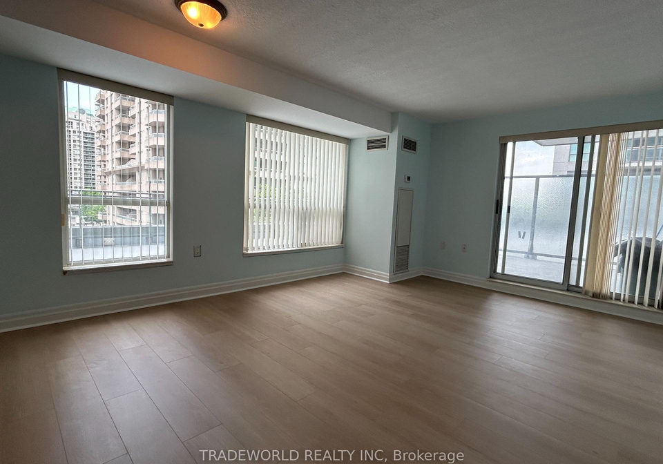 21-hillcrest-avenue-north-york-ontario-c13420756