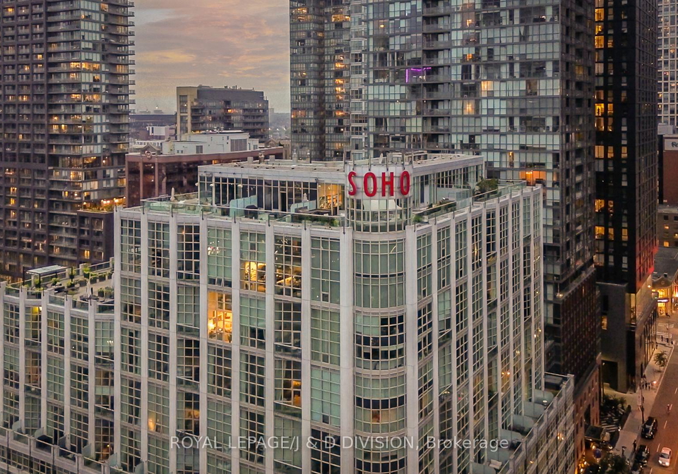 36-blue-jays-way-toronto-ontario-c13420824