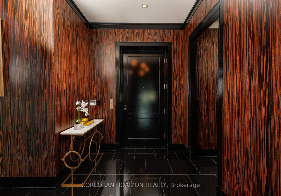 183-wellington-street-w-toronto-ontario-c13420944