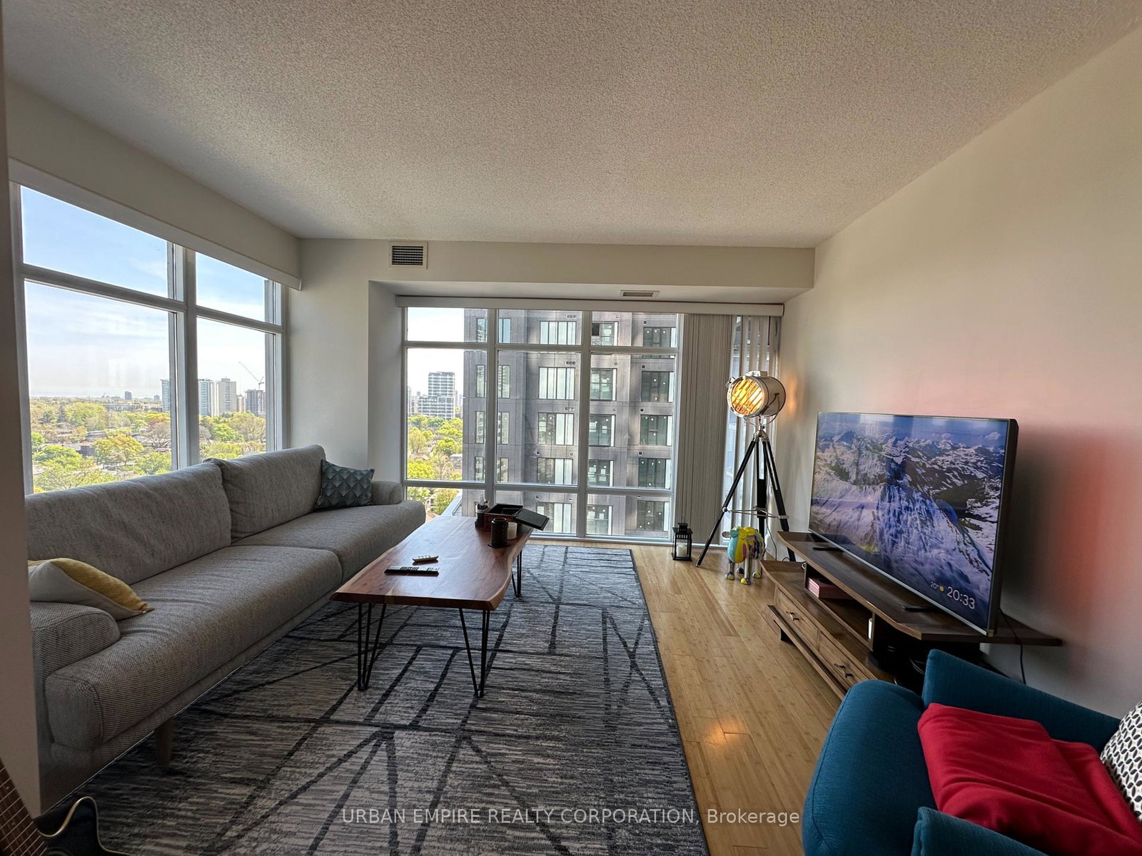2181-yonge-street-toronto-ontario-c13421006