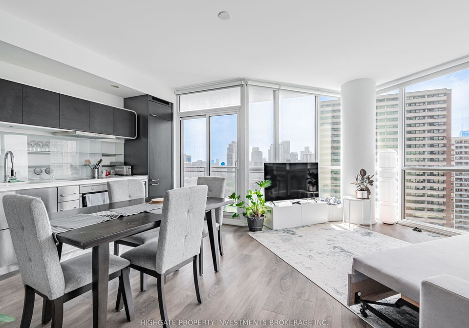 45-charles-street-e-toronto-ontario-c13421108