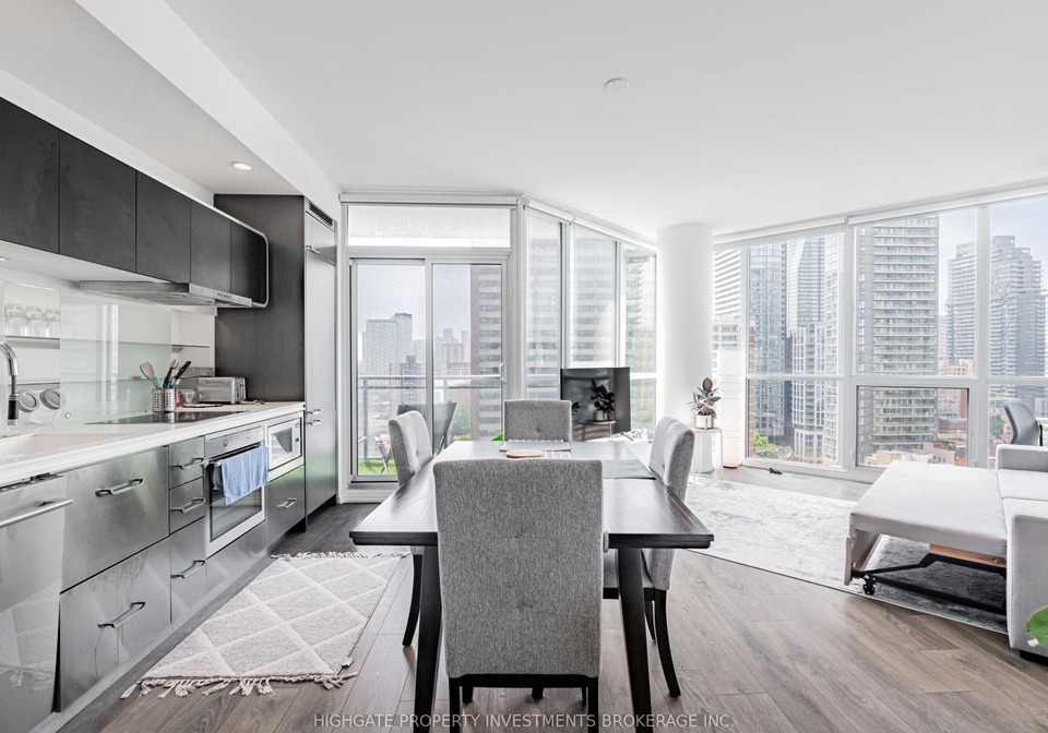 45-charles-street-e-toronto-ontario-c13421108