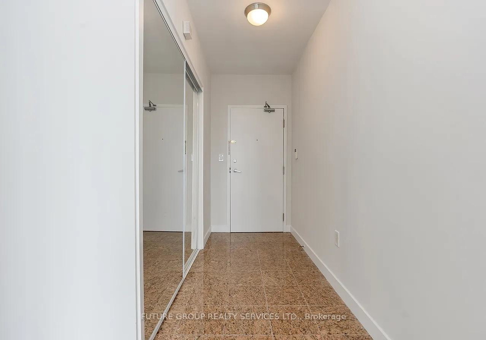 5-mariner-terrace-toronto-ontario-c13421152